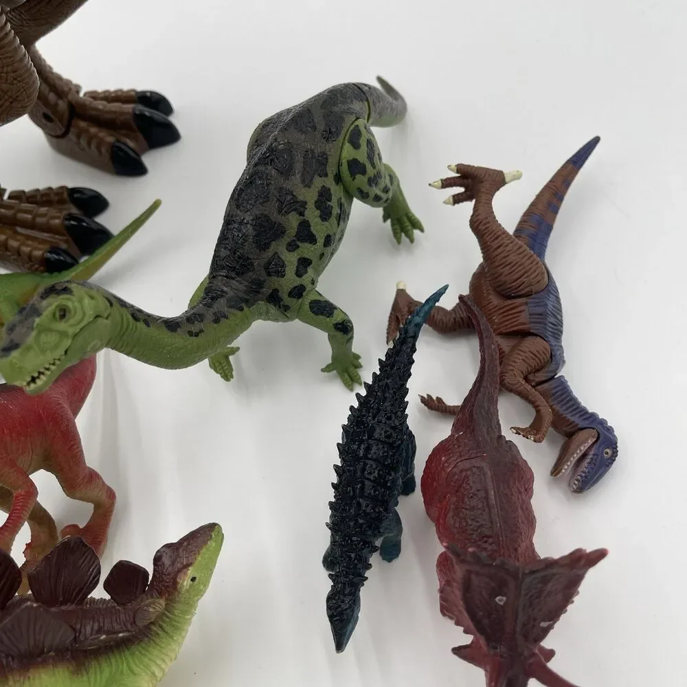 Dinosaur Varied LOT Of 13 figures unbranded toys. All Types Different Sizes